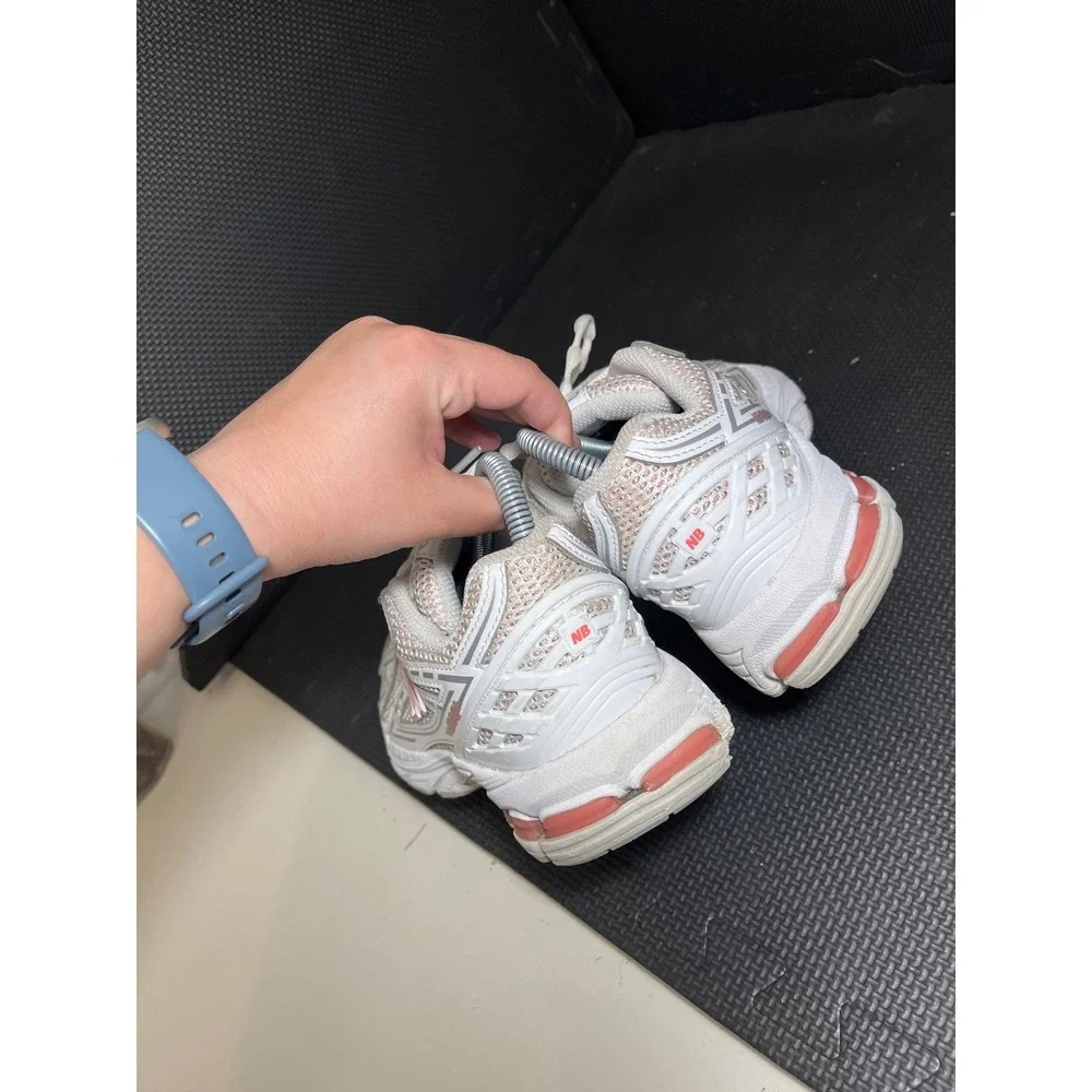 New Balance 1906R Sneaker Kids 6.5 Womens 7.5 White Pink‎ GC1906CL Running Shoes